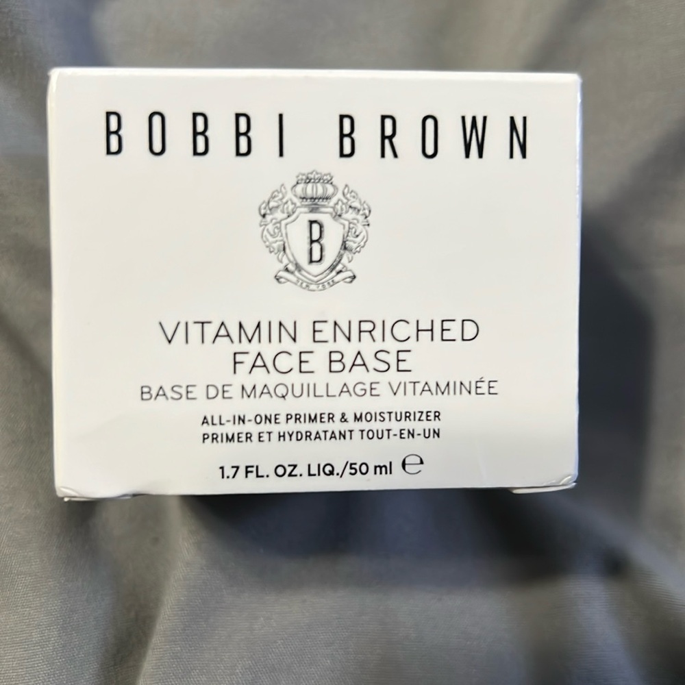 Bobbi Brown vitamin enriched face base